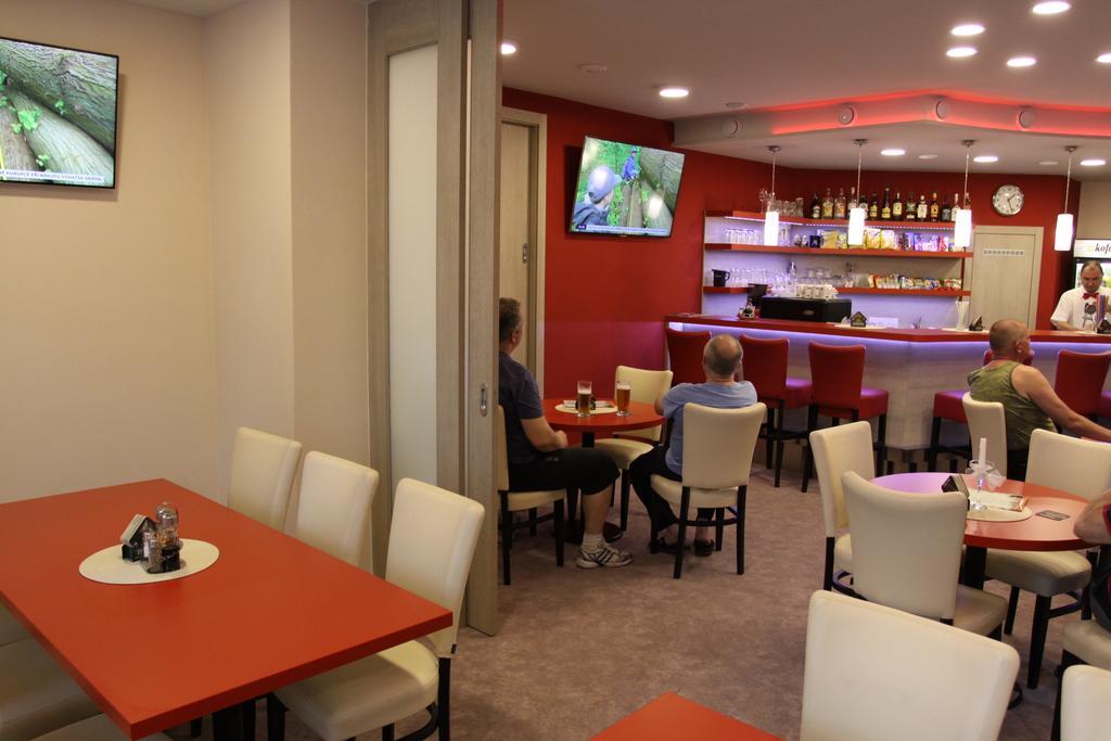 Hotel Odra Ostravice Buitenkant foto